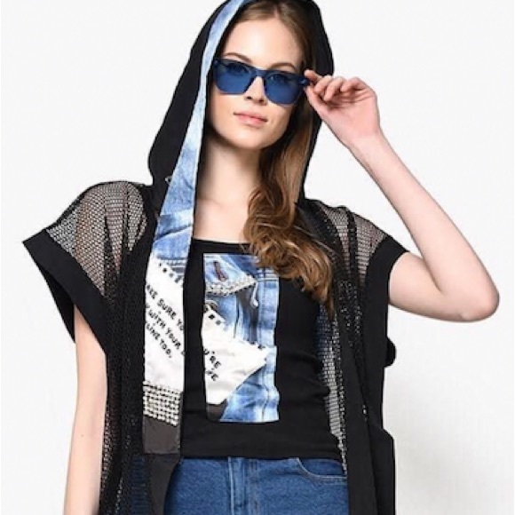 New NWT short sleeve black hooded jacket size M - Picture 12 of 14